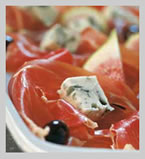 Parma figs salad served with Dolcelatte®